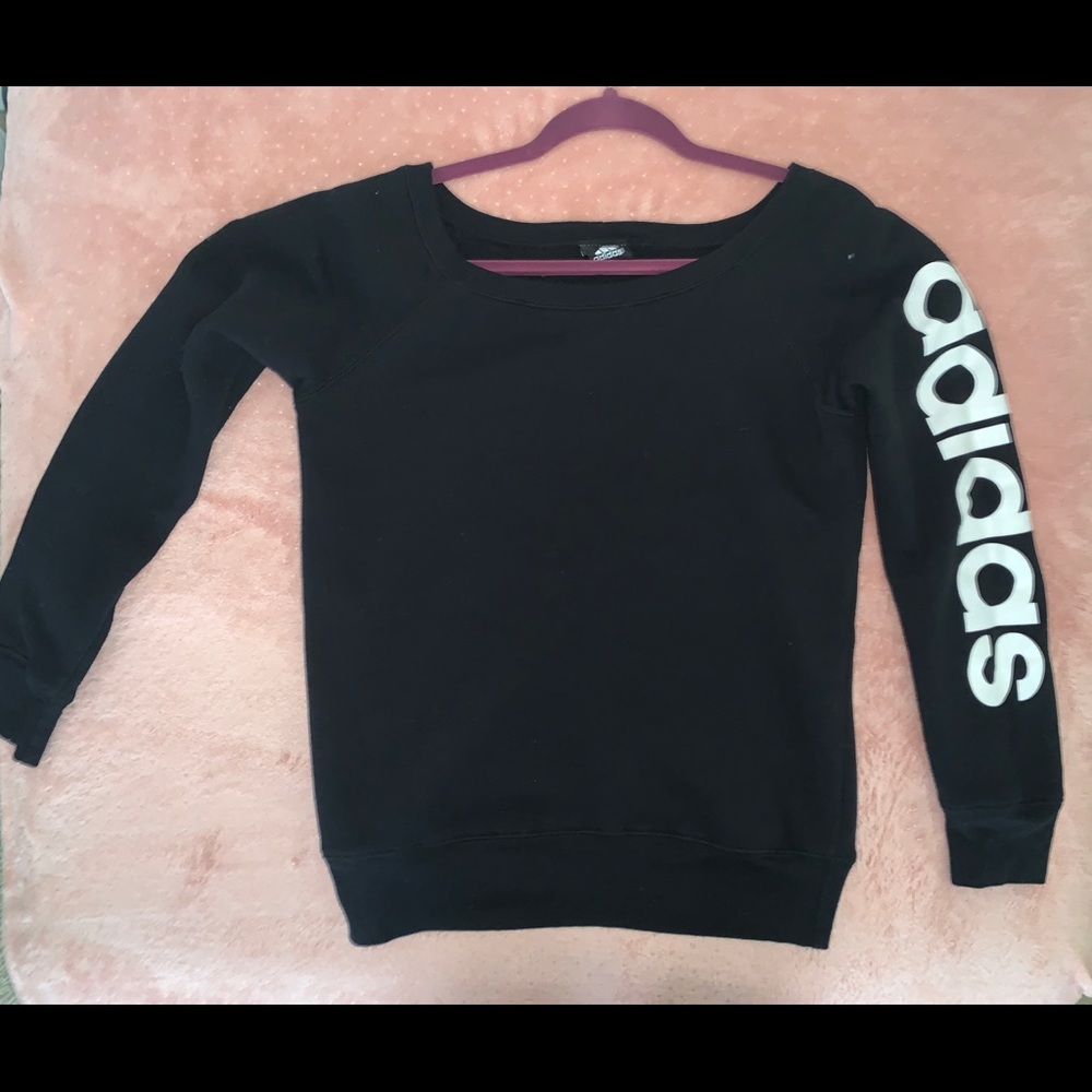 Black Adidas sweatshirt Size M
